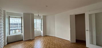 Appartement  à louer, 2 pièces, 1 chambre, 48 m²