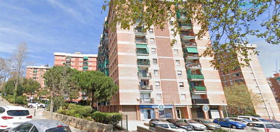 Piso en venta en Lloreda