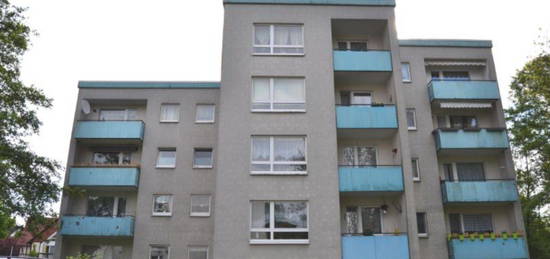 modernisierte 3 ZKB EG mit Balkon in der Mitte von Baunatal ( BTL-AEB16-EL )