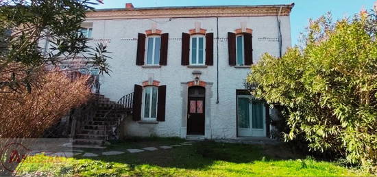 Achat maison 9 pièces 225 m²