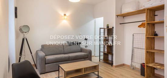 Studio meublé  à louer, 1 pièce, 21 m², Étage 3/–