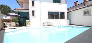 Venda Moradia Individual T3 com Piscina, em Figueiredo, Braga