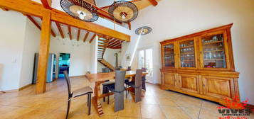 Villa 8 pièces 260 m²