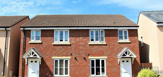 Property to rent in Station Green, Bishops Lydeard, Taunton TA4