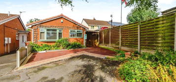 2 bed detached bungalow for sale