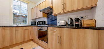 2 bed flat to rent