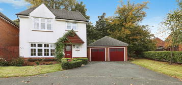 4 bed detached house for sale