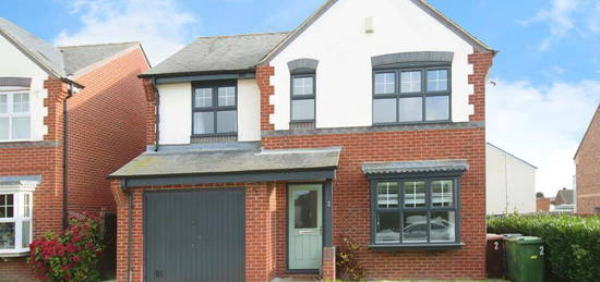 4 bedroom detached house