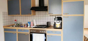 Attraktive und gepflegte 2-Raum-DG-Wohnung in Duisburg