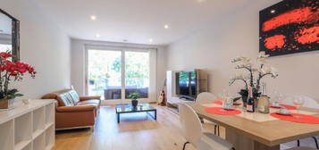 Flat to rent in Waterfront Apartments, Amberley Road, West London W9