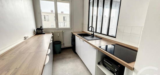 Location appartement 2 pièces 48 m²