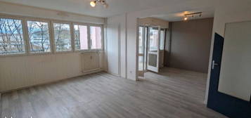 Appartement T4 85m2 rénové et lumineux 4 pièces