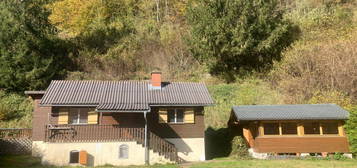 Großes Grundstück mit Wald, Einfamilienhaus und Erweiterungsmöglichkeiten