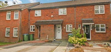 Terraced house to rent in Kingslea, Horsham RH13