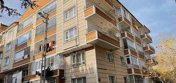 GÖLBAŞI KARŞIYAKA MAHALLESİNDE KİRALIK 3+1 DAİRE