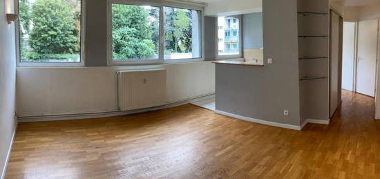 Appartement  à louer, 3 pièces, 2 chambres, 57 m²