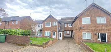 Property to rent in Edward Street, Dunstable LU6