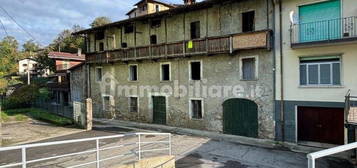 Casale via Piave, Ambria Spino, Zogno