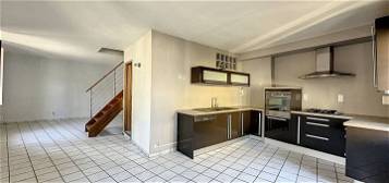 Appartement Aubagne 3 pièce(s) 74.49 m2