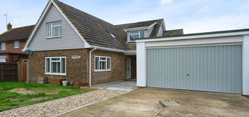 3 bed detached house for sale