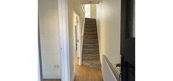 2 bed terraced house to rent