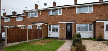 Town house to rent in Huntsmans Way, Leicester LE4