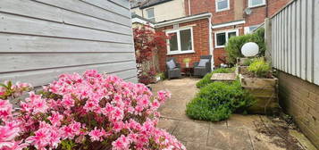 2 bed terraced house for sale