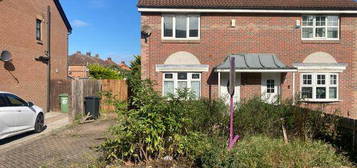 2 bedroom semi-detached house for sale