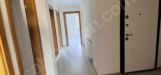 BARBAROS MH 2+1 ARA KAT CADDE ÜSTÜ ASANSÖRLÜ KİRALIK DAİRE