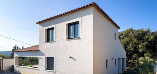 Villa 4 pièces 124 m²