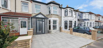 6 bed terraced house for sale