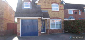 3 bedroom detached house