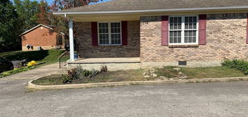 716 Parkway Ave Unit 716, Harrodsburg, KY 40330