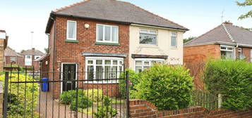 2 bed semi-detached house for sale