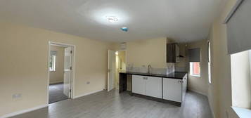 Flat to rent in Fox Hollies Road, Acocks Green, Birmingham B27