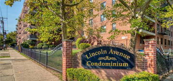 145 Lincoln Ave #2F, Staten Island, NY 10306