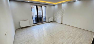 YOLDAŞ İNŞAAT'TAN SATILIK 2+1 105 M2 1.KAT KULLANIŞLI DAİRE