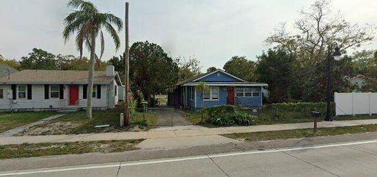 1206 Myrtle St, Sarasota, FL 34234