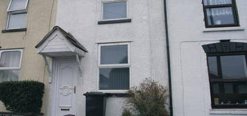 2 bedroom terraced house