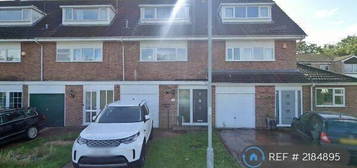 3 bedroom terraced house