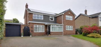 4 bed detached house for sale