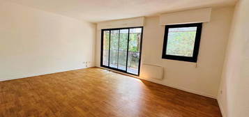 Location appartement 3 pièces 69 m²