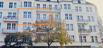 Vollausgestattet und frisch renoviert! Luxuriöses 2 -Zi.-Apartment mit Balkon und Klimaanlage