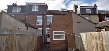 3 bed shared accommodation to rent