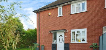 4 bed semi-detached house for sale