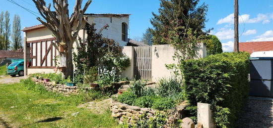 Propriétés Ancienne Menuiserie et Corps de Ferme