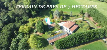 Vente propriété 10 pièces 223 m²