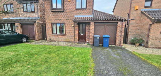 3 bedroom detached house