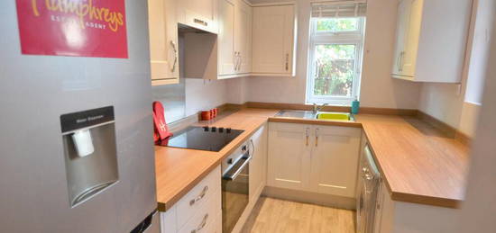 2 bedroom terraced house