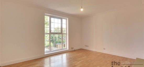 2 bed flat to rent